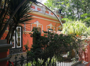 Casa emblematica en entorno de cuento